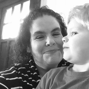 Meet your Posher, Adrianne